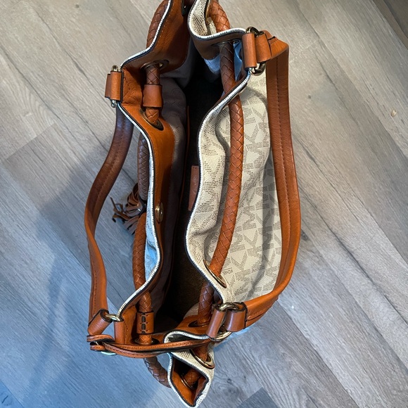 Michael kors Jet Set Large Gathered Vanilla tote - Picture 3 of 11